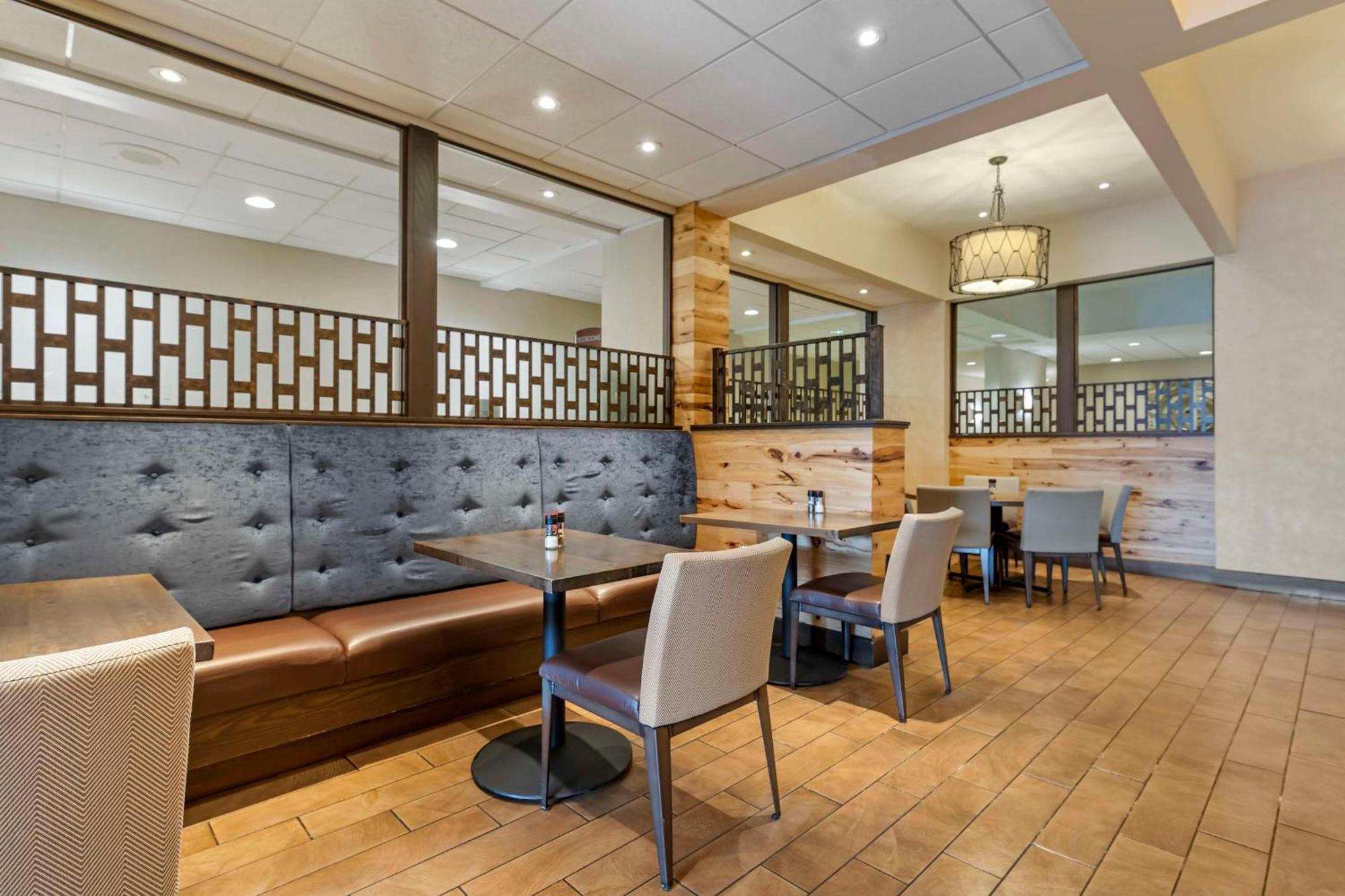 Best Western Plus Inntowner Madison Exterior foto